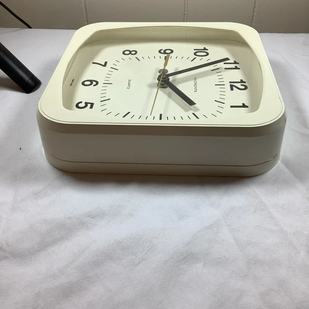 Accutime step back